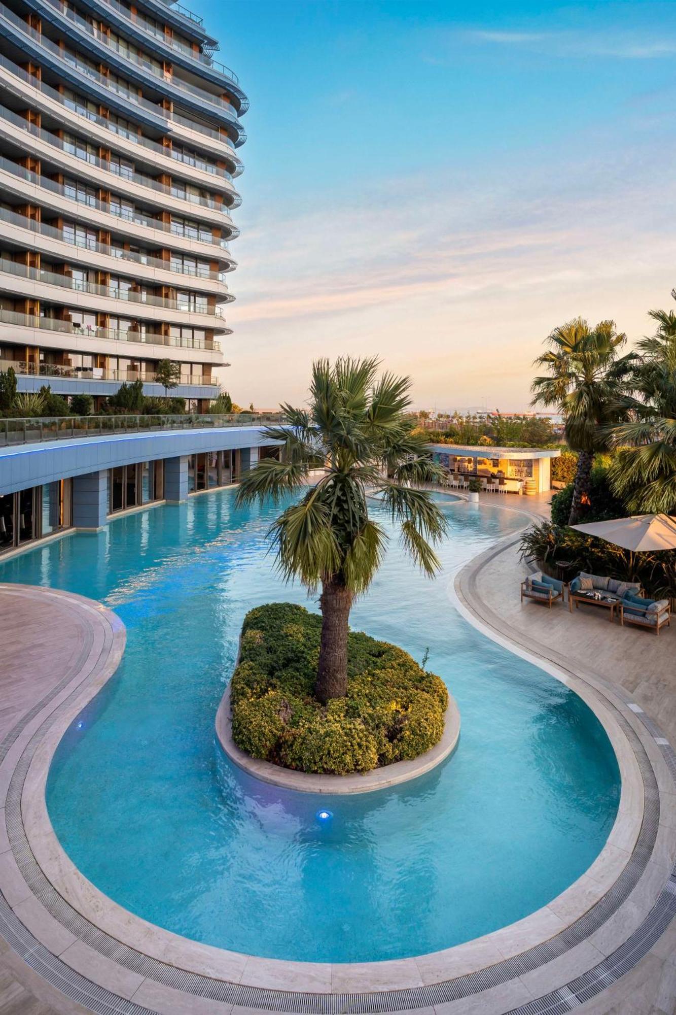 래디슨 블루 호텔 이스탄불 오토마레 외부 사진 Hilton Athens